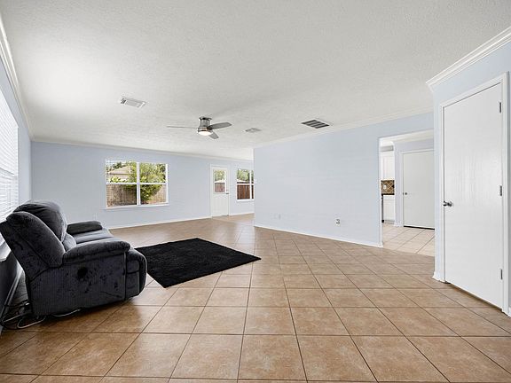 5th image of 19222 Moss Meadow Ln