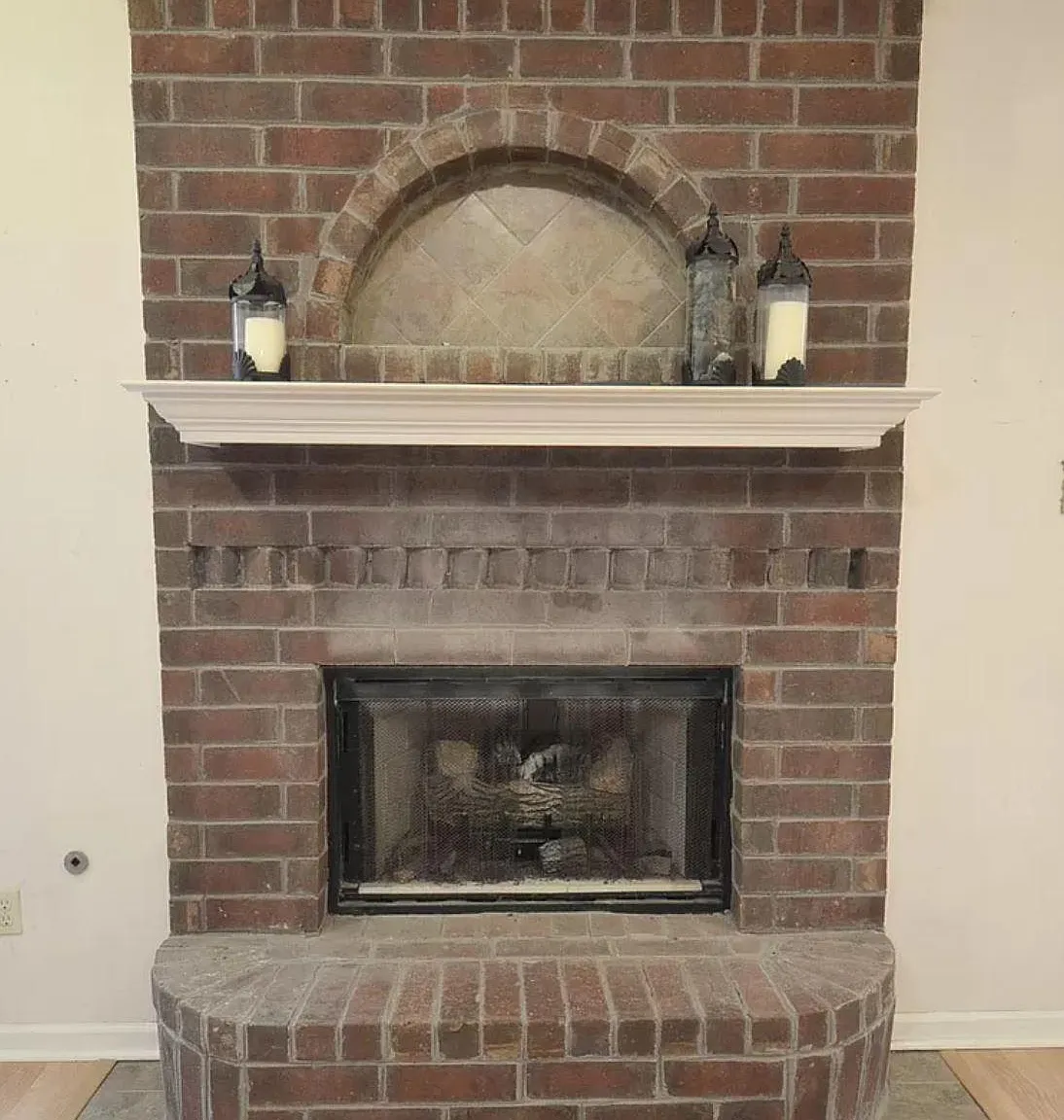 425 Blair Dr — Photo 2