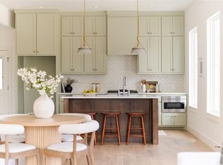 8 N Walnut St, Edmond, OK 73003
