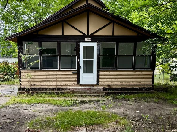 2820 Mason Blvd, Muskegon Heights, MI 49444