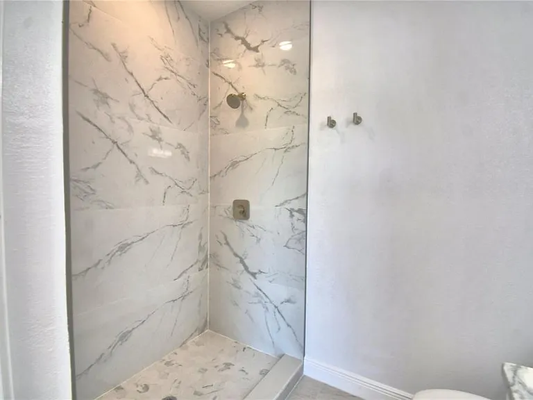 7951 Sarasota Dr #B — Photo 23