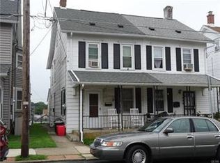 1218 3rd St, Catasauqua, PA 18032