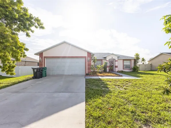 3513 SW Pumpkin St, Port Saint Lucie, FL 34953