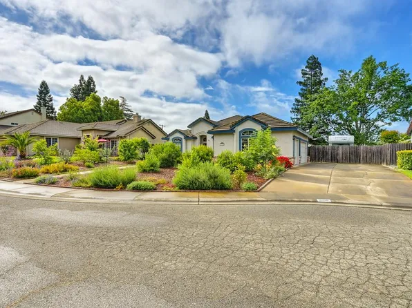 8958 Augustine Ct, Orangevale, CA 95662