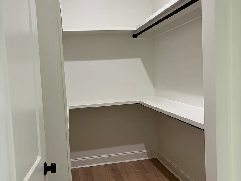 508 E 34th Ave — Photo 7