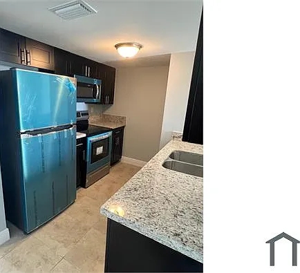 3 bed, 1026 sqft, $3,000 — Photo 2