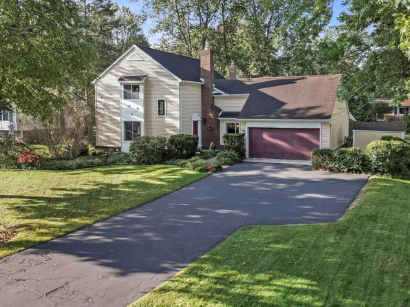 6736 Ellinwood Dr, White Lake, MI 48383