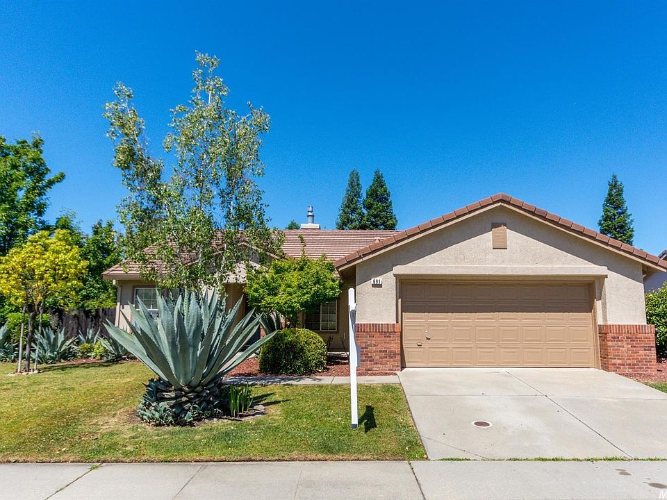1st image of 691 Agostini Cir