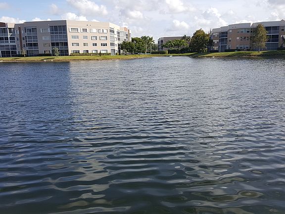 3rd image of 7490 Trent Dr #410