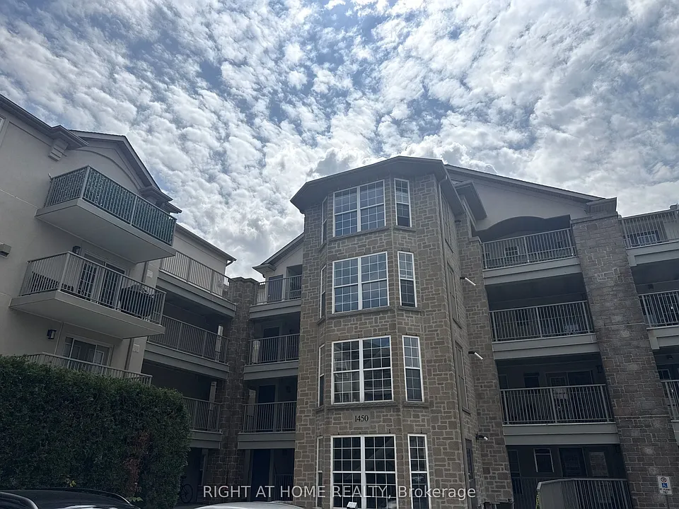 1450 Bishops Gate #113
