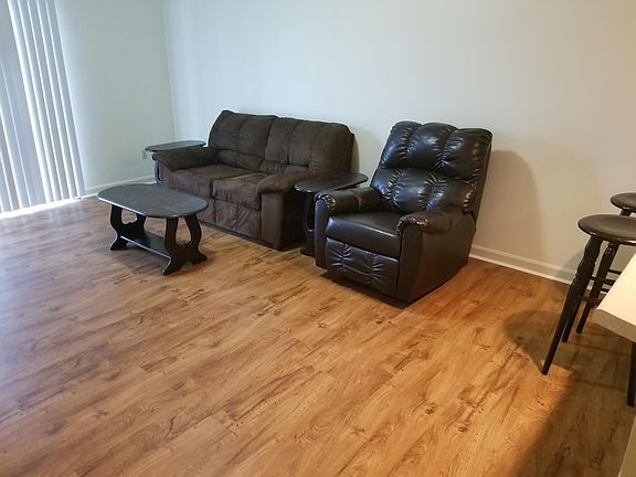 2nd image of 1366 Hunters Rd APT D