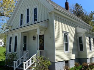 18 Dunn St, Thomaston, ME 04861