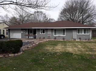 6284 Andersonville Rd, Waterford, MI 48329