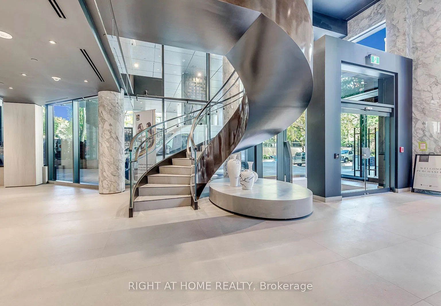 2 bed, $2,590 — Photo 3