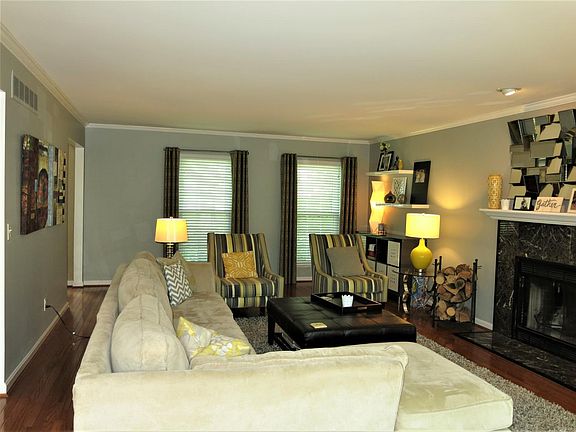 5th image of 8693 Forest Pine Dr