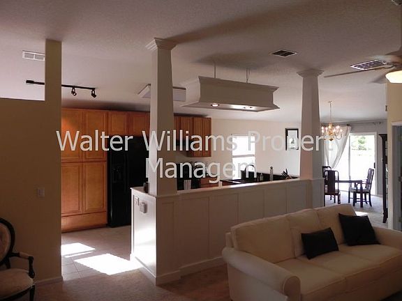 4th image of 104 Pine Arbor Cir