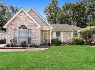 1364 Chad St, Mandeville, LA 70448