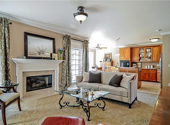 4th image of 7916 Indian Springs Dr