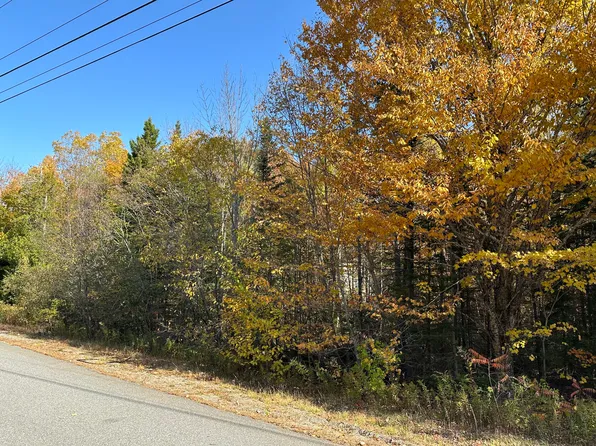 33 Addie Road, Ellsworth, ME 04605