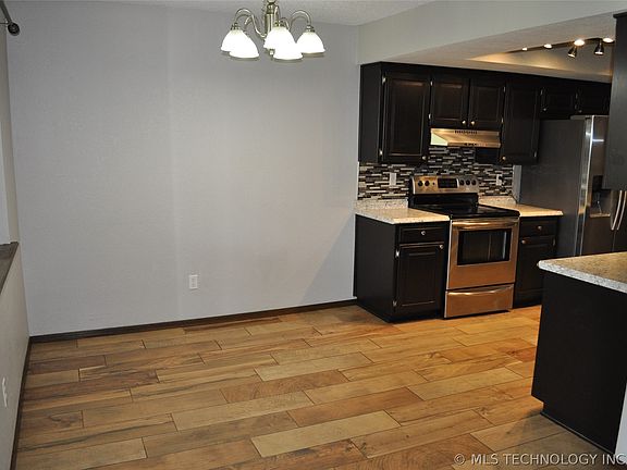 4th image of 3522 S 150th East Ave
