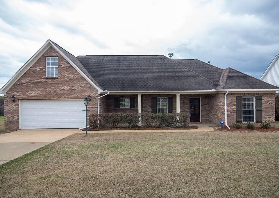 1st image of 141 Breckenridge Dr