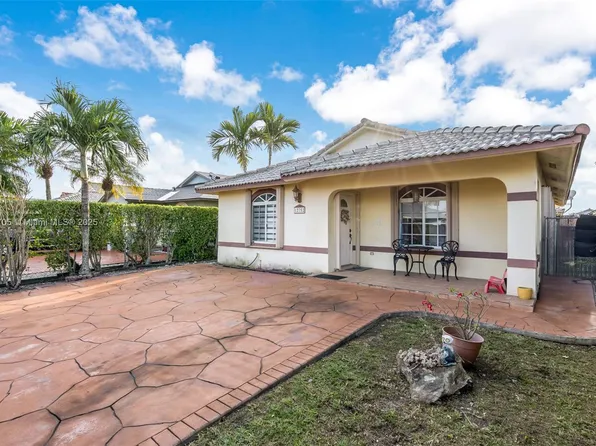 12752 NW 98th Pl, Hialeah Gardens, FL 33018