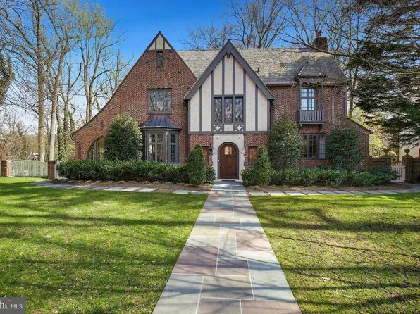 2830 Chesterfield Pl NW, Washington, DC 20008