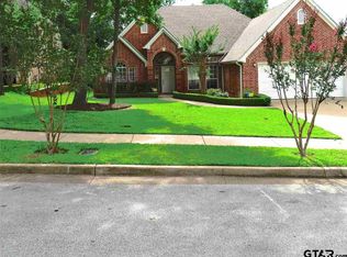 7605 Abbeywood Ct, Tyler, TX 75703