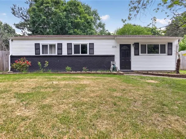 3316 Stilworken Dr, Chesapeake, VA 23321