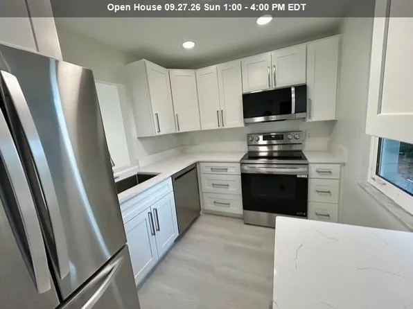 1740 Pine Valley Dr APT 113, Fort Myers, FL 33907
