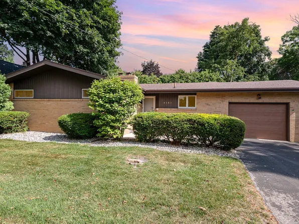 2141 6th St, Bay City, MI 48708