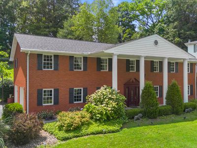 812 Country Club Dr, Russell, KY, 41169