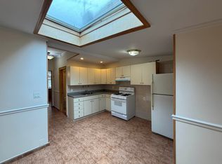 25-33 43rd St BASEMENT 1, Astoria, NY 11103
