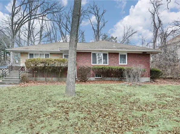 16 Highview Road, Monsey, NY 10952