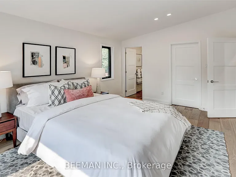 188 Wilfred Ave — Photo 20