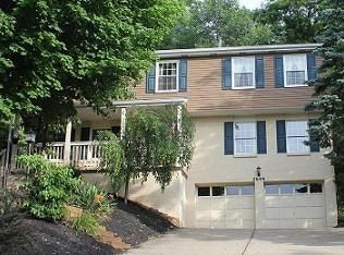 2609 Monterey Dr, Pittsburgh, PA