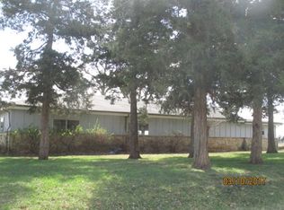 11757 152nd Rd, Winfield, KS 67156