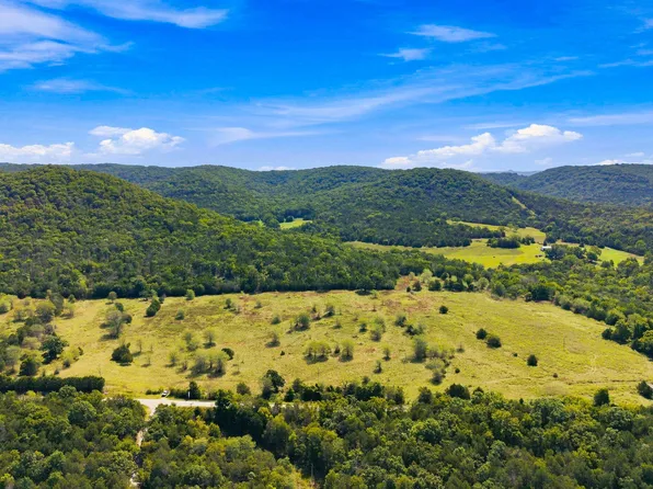 23262 State Highway M, Cassville, MO 65625