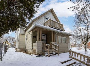 2555 N 16th St #2555A, Milwaukee, WI 53206