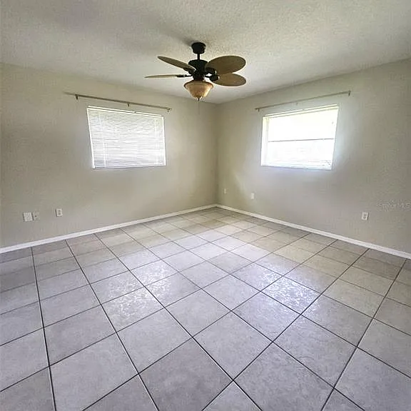 23123 Glen Ave — Photo 19