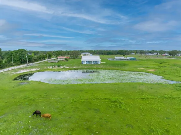 1200 Teal Rd, Geneva, FL 32732