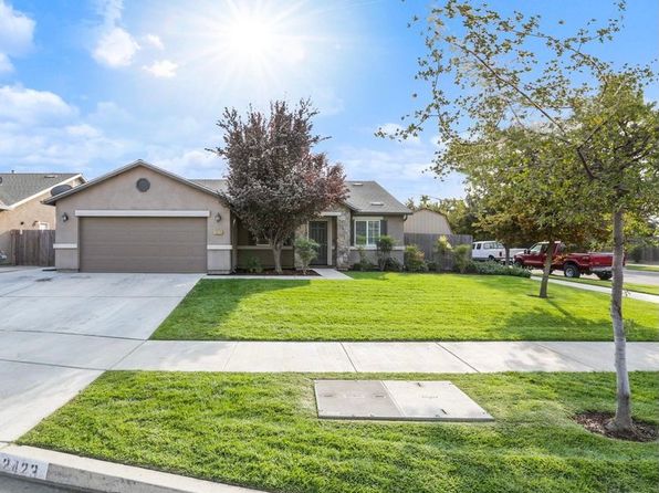 2423 W Corvina Ave
