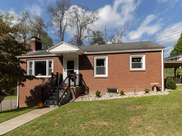 111 Locust Dr, Bridgeport, WV 26330