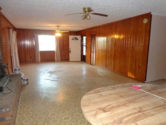 3rd image of 1293 County Road 42