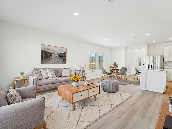 7th image of this home