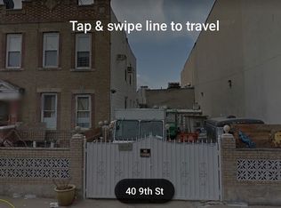 3334 9th St, Astoria, NY 11106