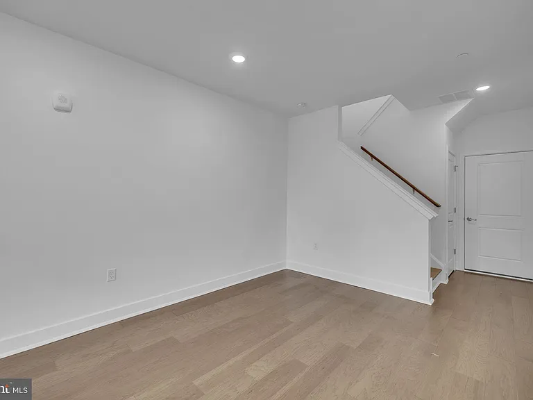 257 Lewis Fisher Dr — Photo 11