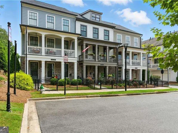 218 Bluestone Dr, Woodstock, GA 30188