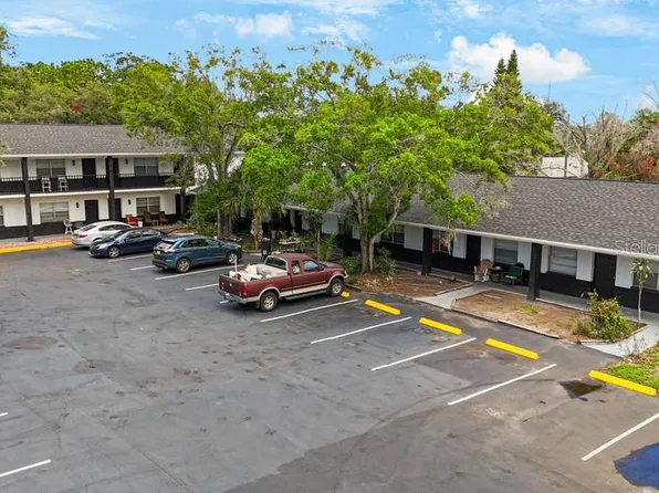 1132 Auburn St, Clearwater, FL 33756