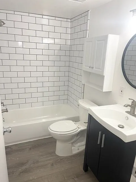 2 bed, 1.5 bath, 950 sqft, $1,600 — Photo 3
